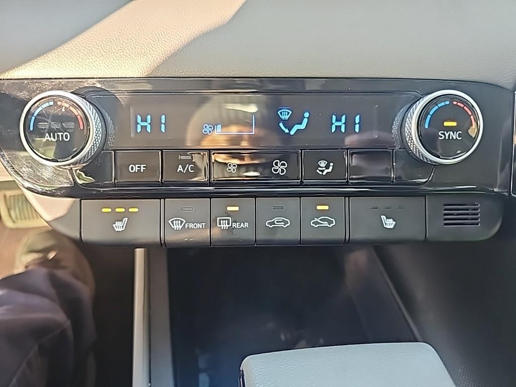 used 2023 Hyundai ELANTRA HEV car, priced at $20,888