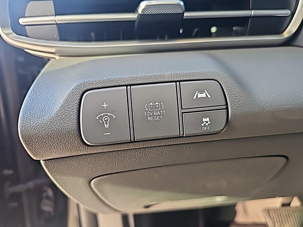 used 2023 Hyundai ELANTRA HEV car, priced at $20,888