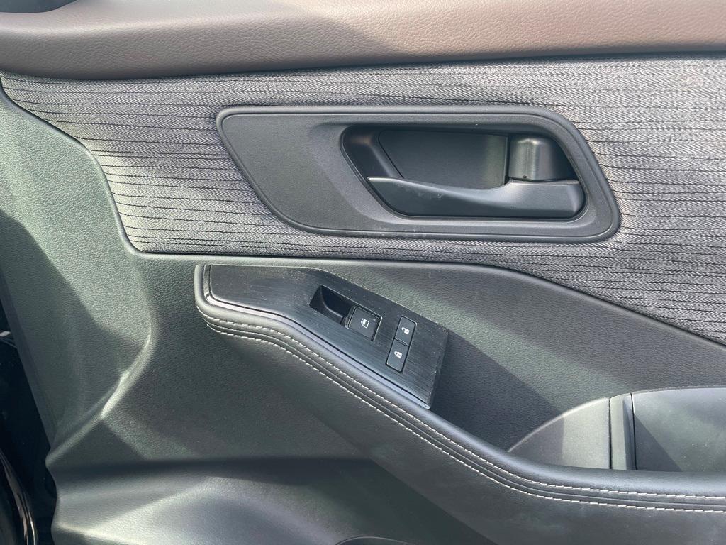 used 2021 Nissan Rogue car, priced at $18,707