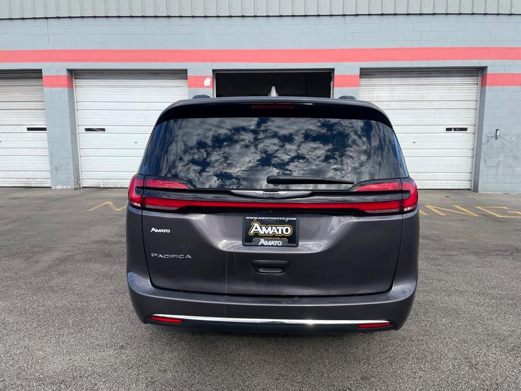 used 2022 Chrysler Pacifica car