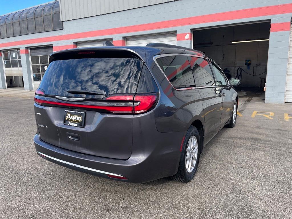 used 2022 Chrysler Pacifica car