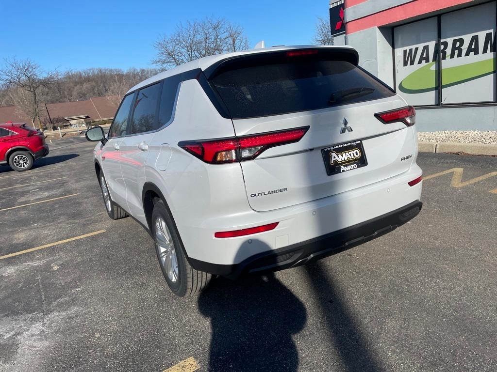 new 2025 Mitsubishi Outlander PHEV car, priced at $42,955