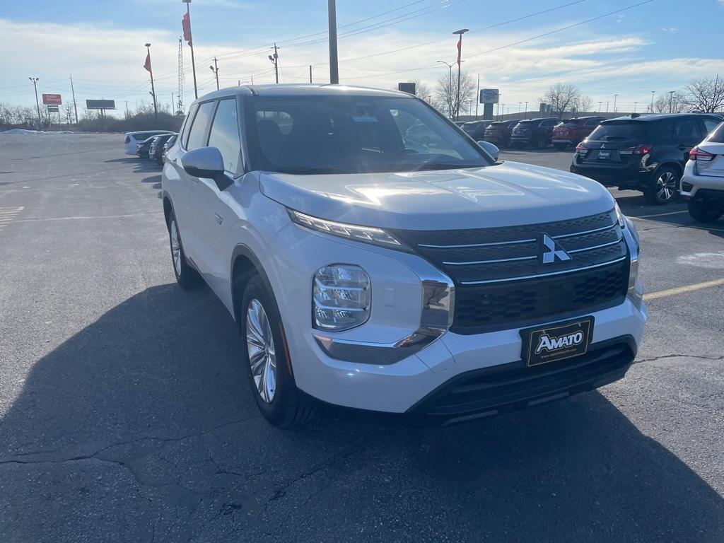 new 2025 Mitsubishi Outlander PHEV car, priced at $42,955