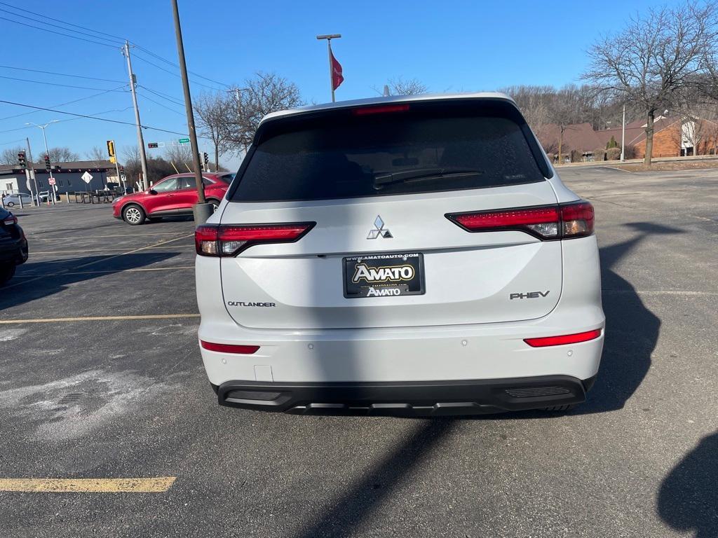 new 2025 Mitsubishi Outlander PHEV car, priced at $42,955