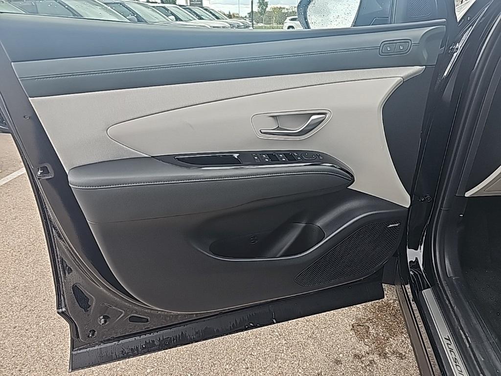 new 2026 Hyundai Tucson car, priced at $41,875