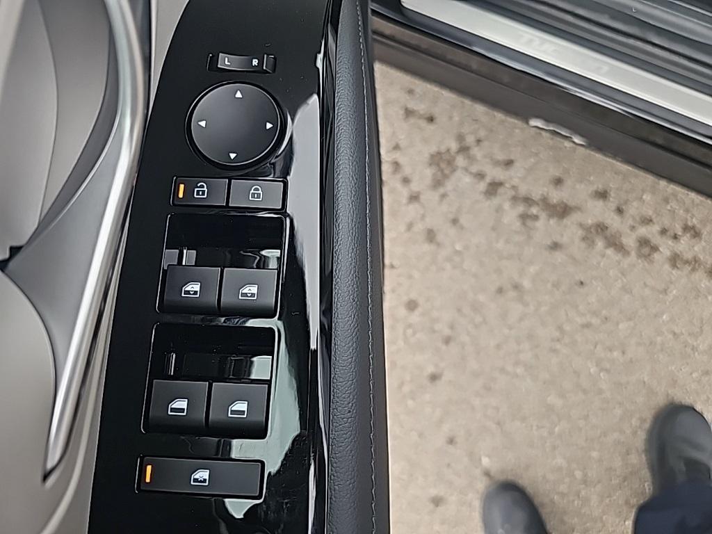 new 2026 Hyundai Tucson car, priced at $41,875