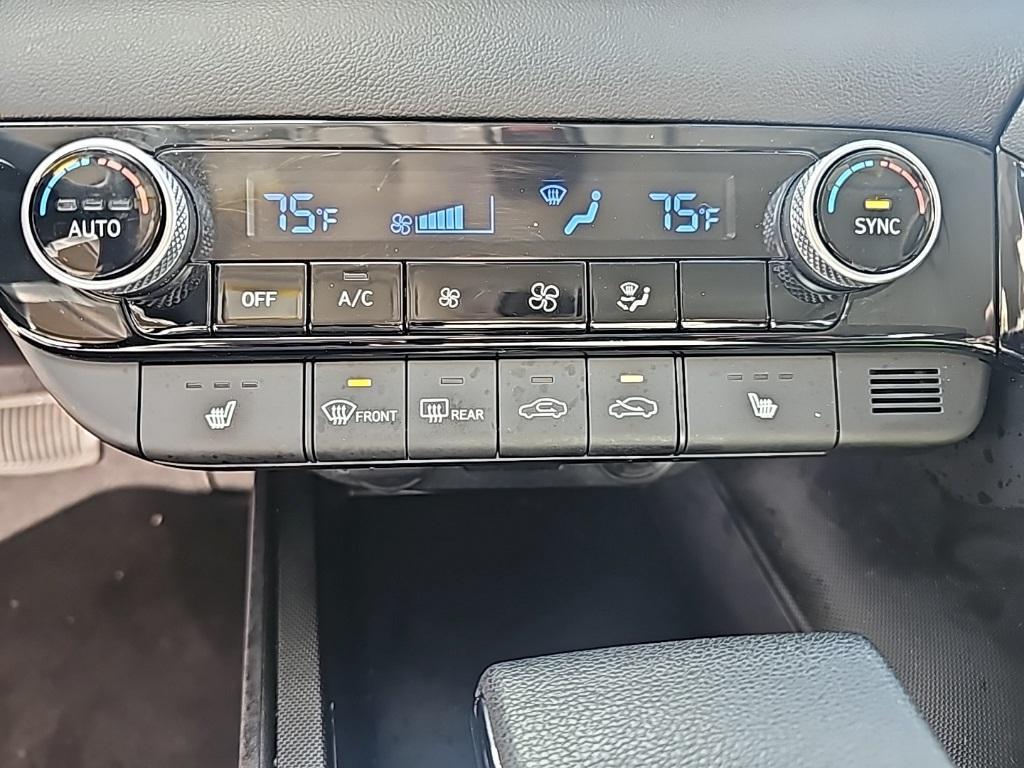 used 2023 Hyundai ELANTRA HEV car, priced at $19,998