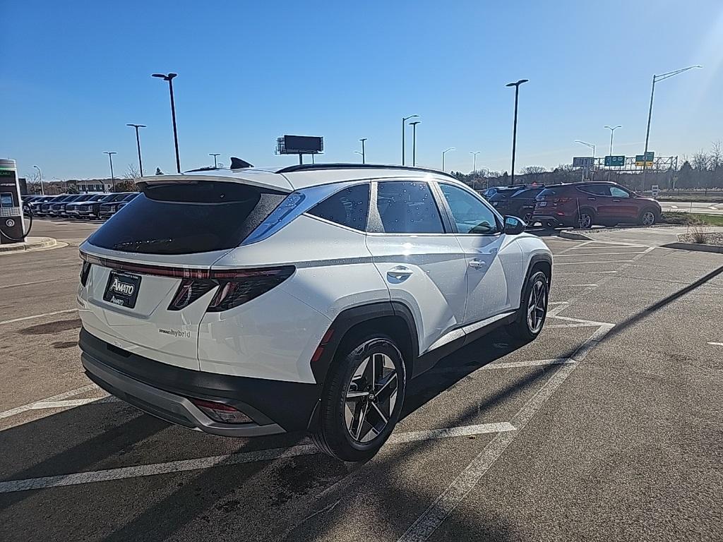 new 2026 Hyundai TUCSON Hybrid car, priced at $34,101