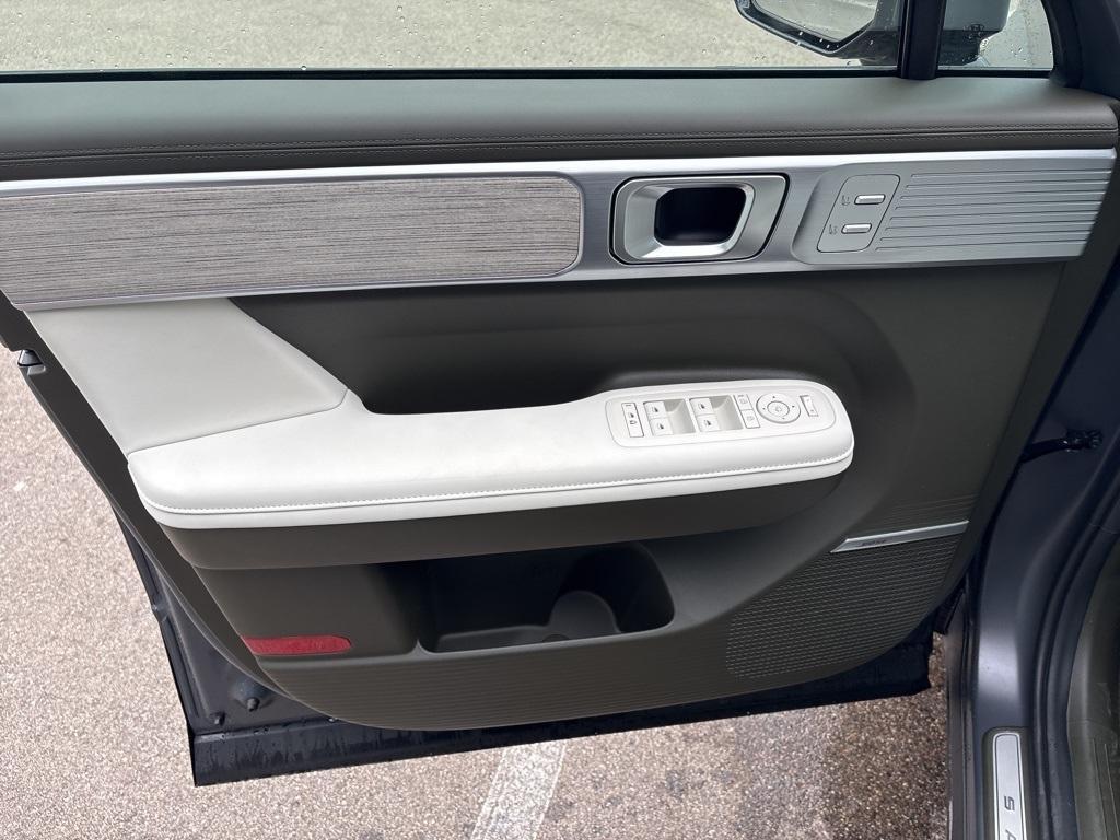 new 2025 Hyundai SANTA FE HEV car, priced at $51,938