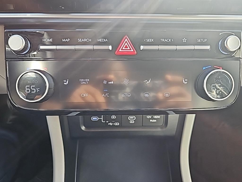 new 2026 Hyundai TUCSON Hybrid car, priced at $33,398