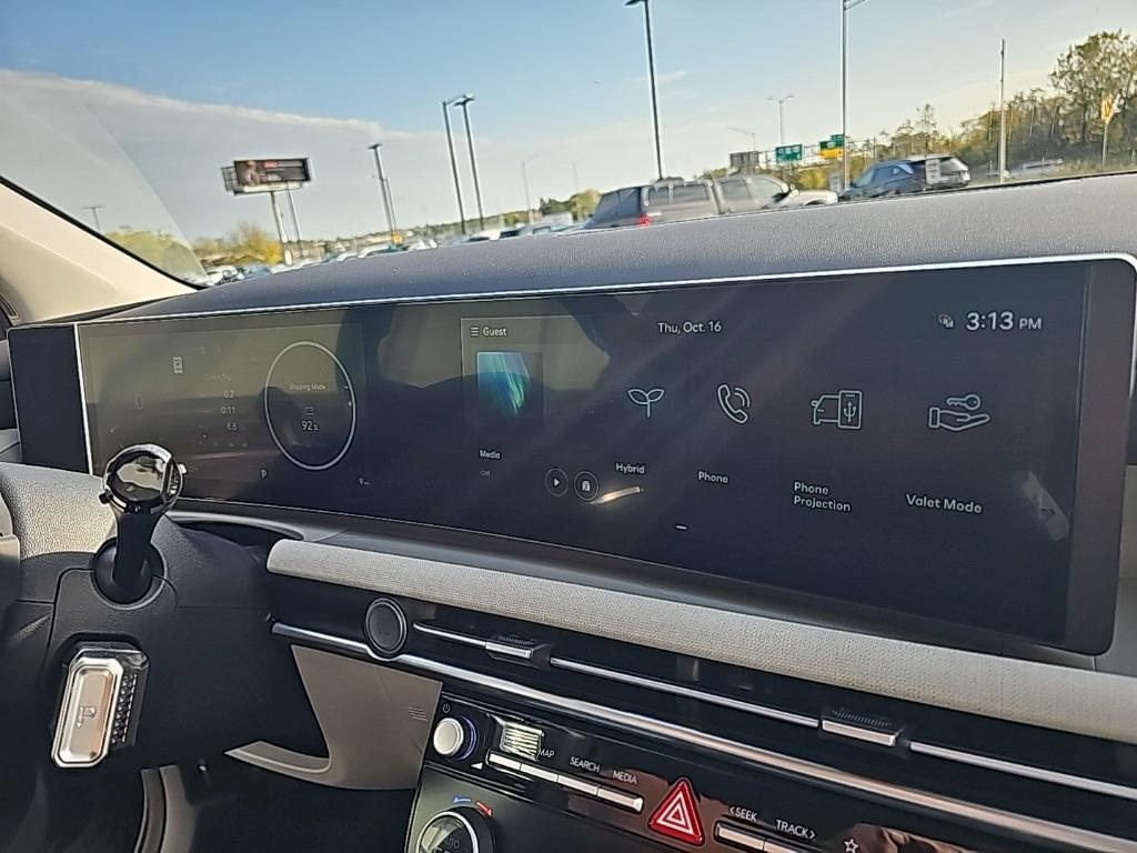 new 2026 Hyundai TUCSON Hybrid car, priced at $33,398