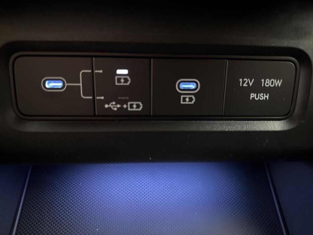 new 2025 Hyundai TUCSON Hybrid car, priced at $42,586