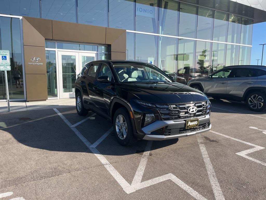 new 2025 Hyundai Tucson car, priced at $31,800