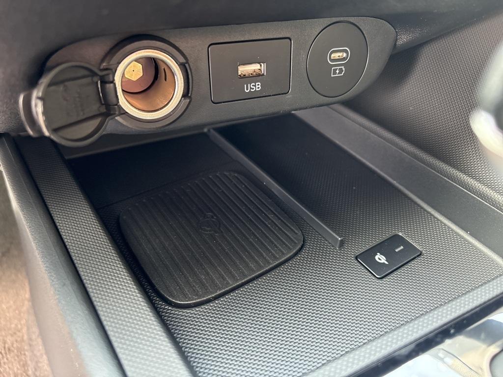 new 2025 Hyundai Elantra car, priced at $25,535
