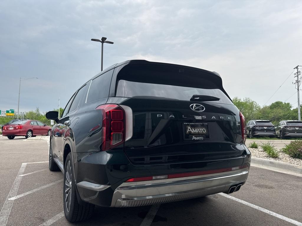 new 2025 Hyundai Palisade car, priced at $54,057