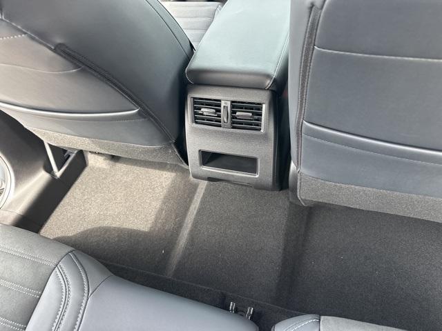 new 2025 Mitsubishi Outlander car, priced at $40,285