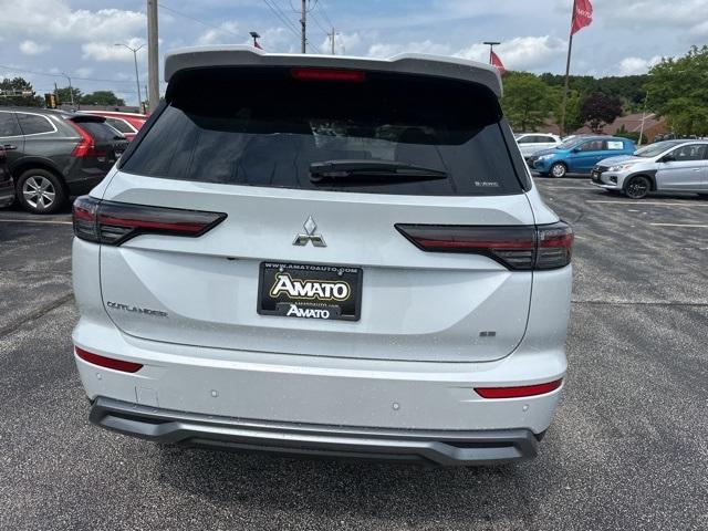new 2025 Mitsubishi Outlander car, priced at $40,285