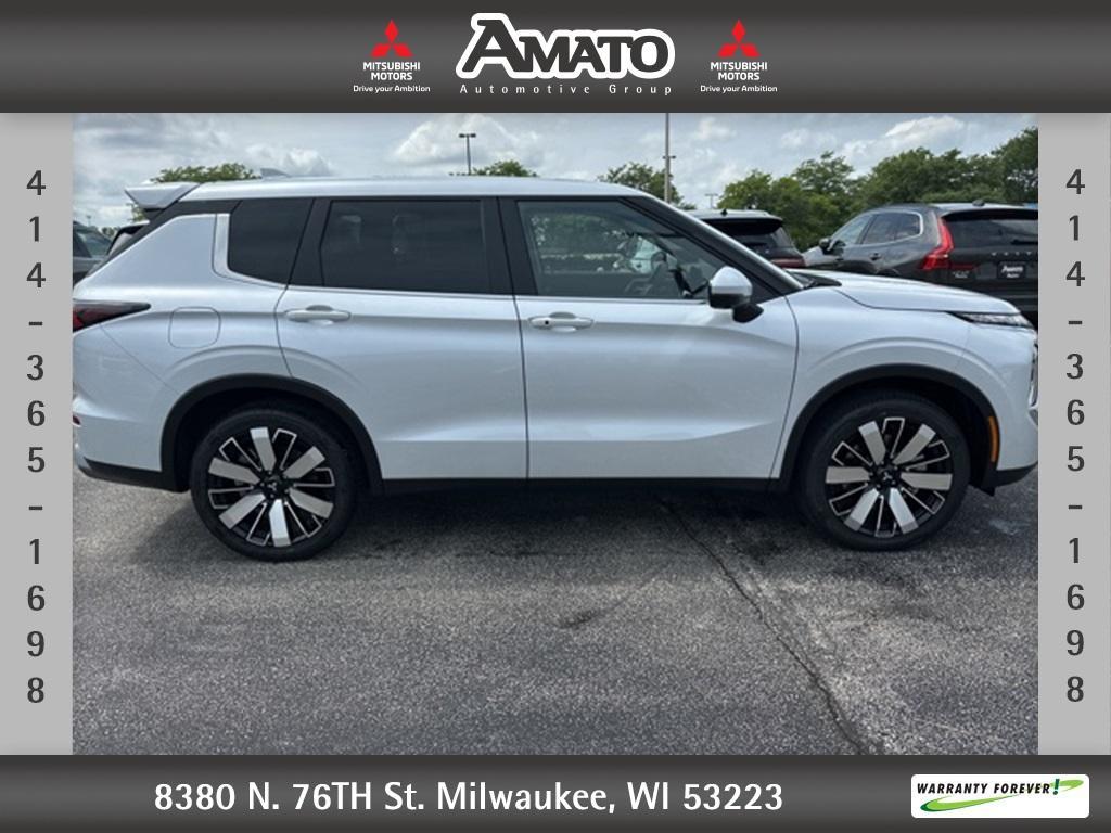 new 2025 Mitsubishi Outlander car, priced at $40,285