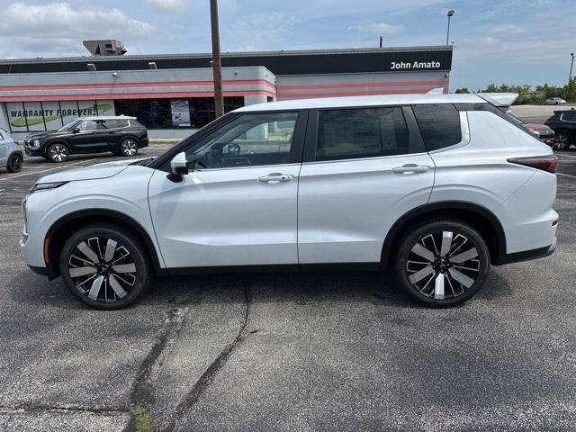 new 2025 Mitsubishi Outlander car, priced at $40,285