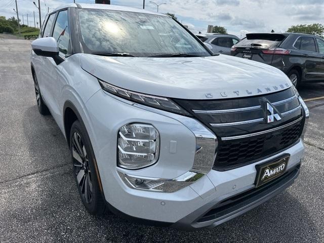 new 2025 Mitsubishi Outlander car, priced at $40,285