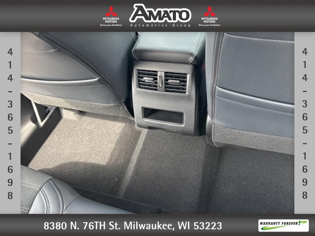 new 2025 Mitsubishi Outlander car, priced at $40,285