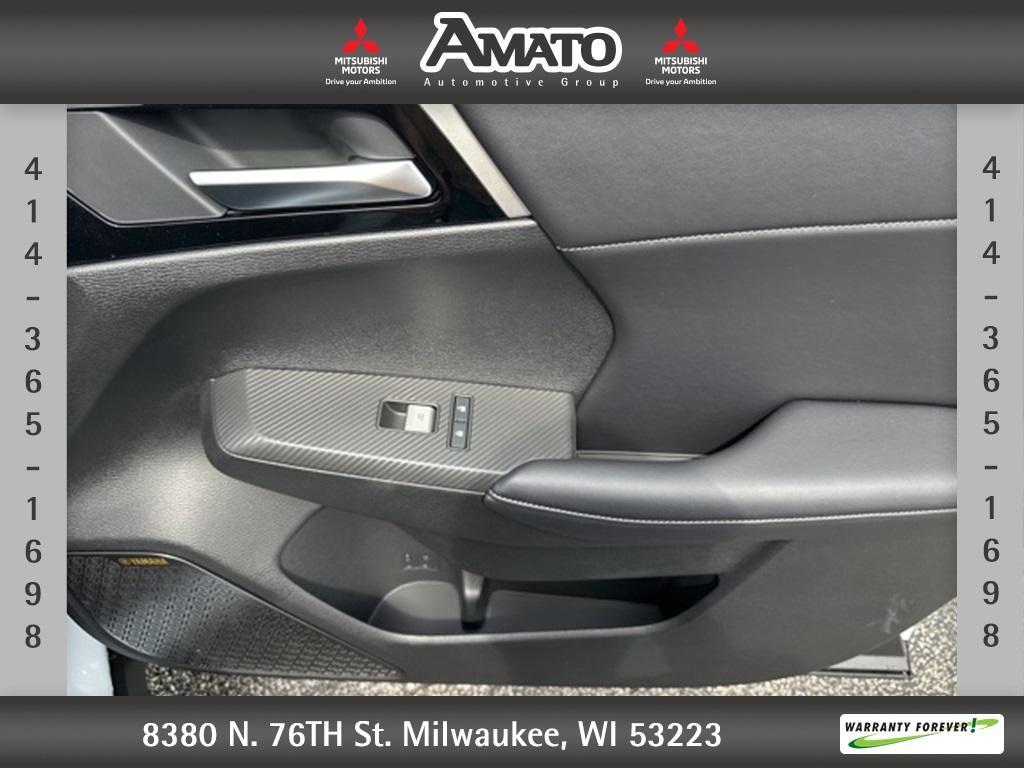 new 2025 Mitsubishi Outlander car, priced at $40,285