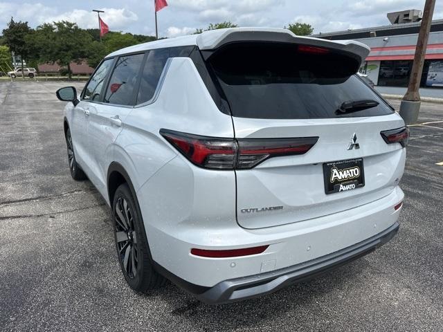 new 2025 Mitsubishi Outlander car, priced at $40,285