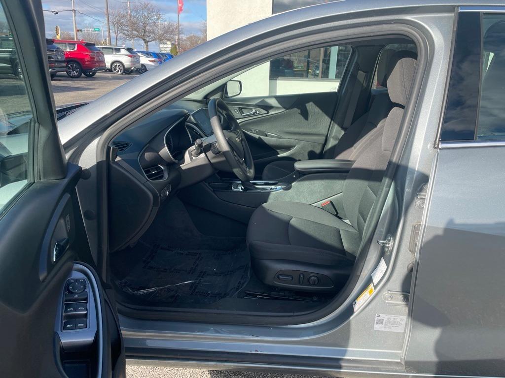used 2024 Chevrolet Malibu car, priced at $18,990