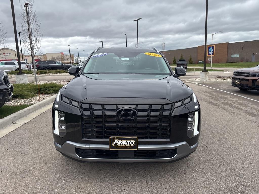 used 2024 Hyundai Palisade car, priced at $35,876