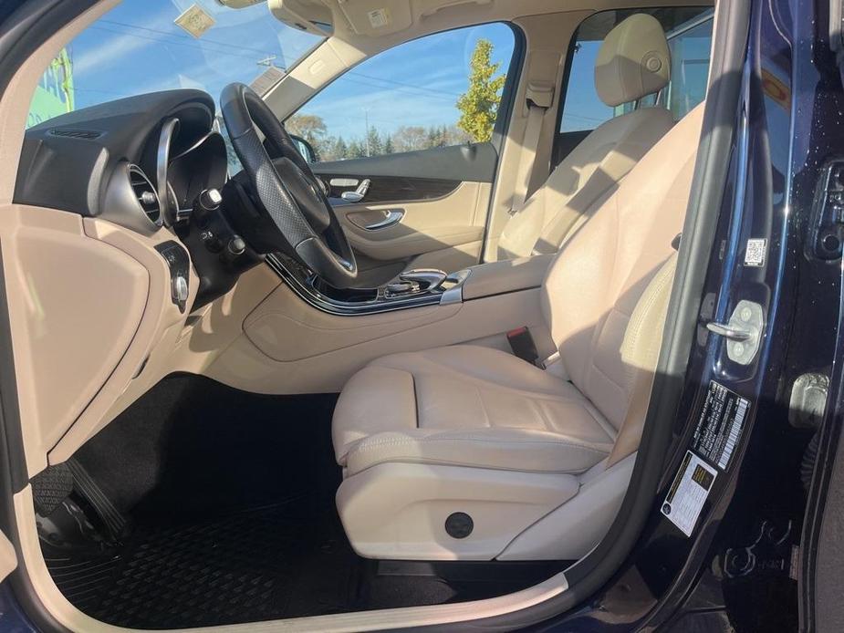 used 2018 Mercedes-Benz GLC 300 car, priced at $20,976