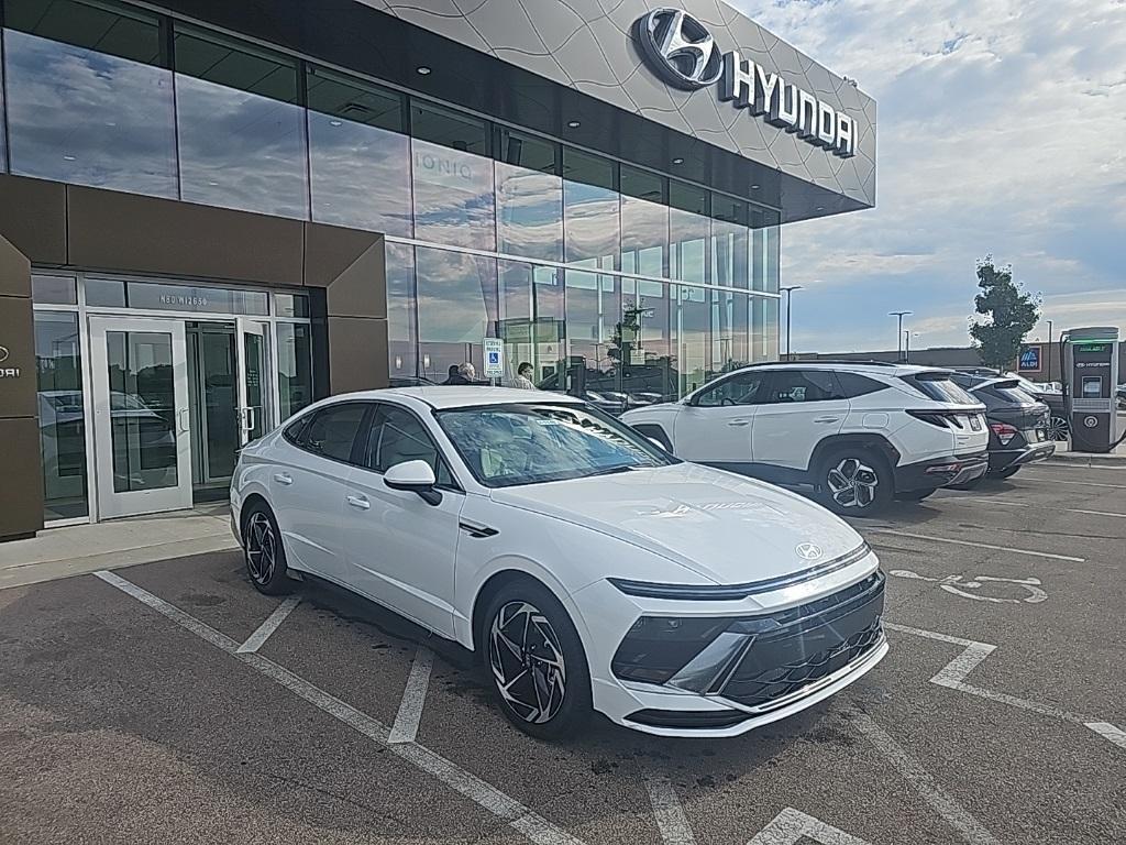new 2026 Hyundai Sonata car, priced at $31,995