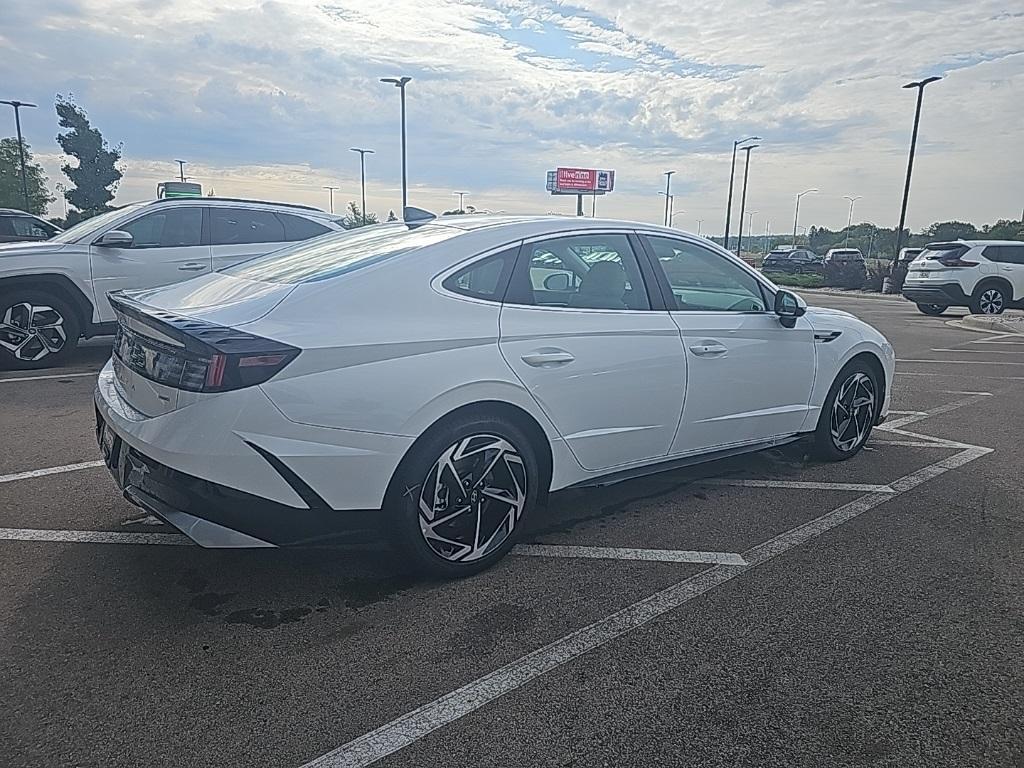 new 2026 Hyundai Sonata car, priced at $31,995
