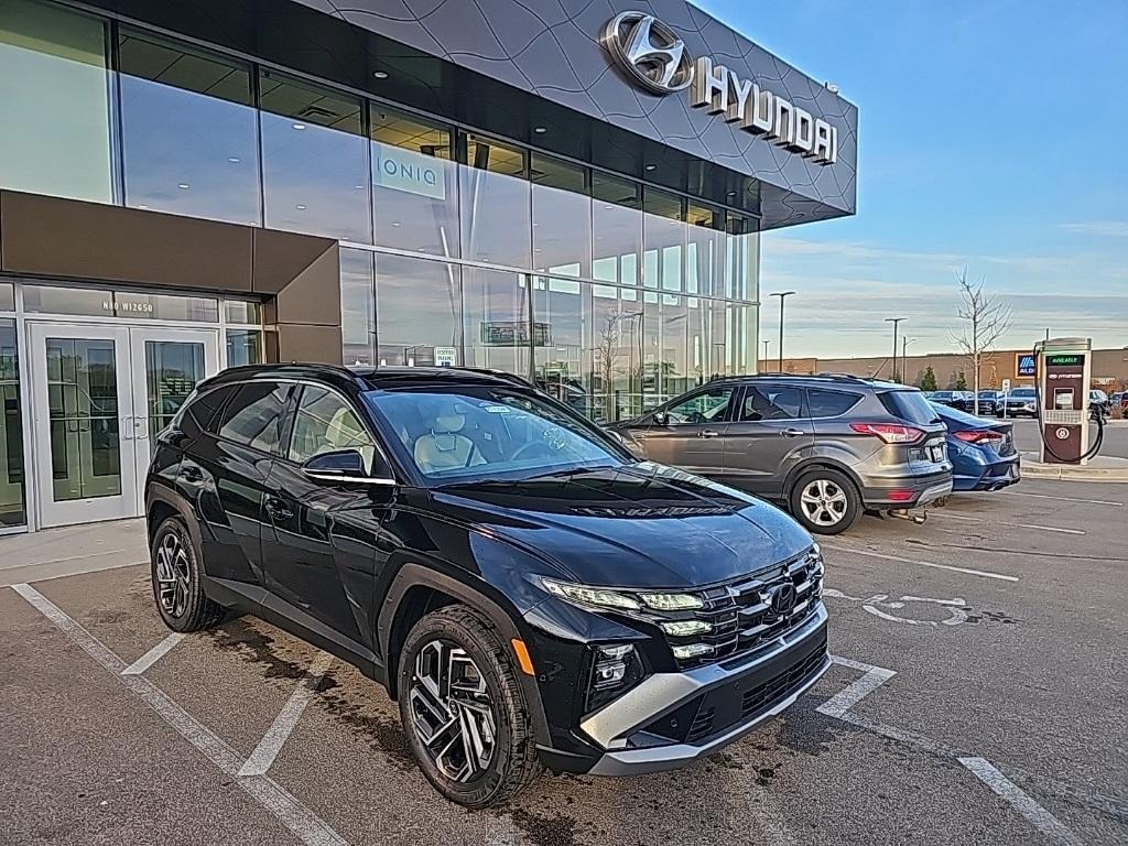 new 2026 Hyundai TUCSON Hybrid car, priced at $40,664