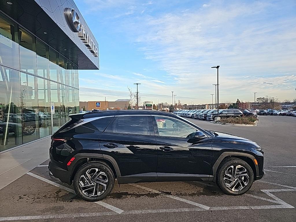 new 2026 Hyundai TUCSON Hybrid car, priced at $40,664