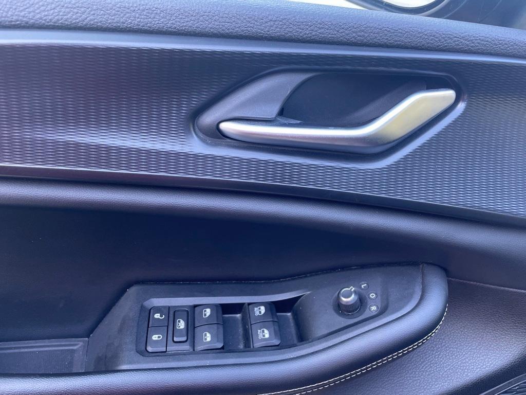 used 2023 Jeep Grand Cherokee car, priced at $24,473