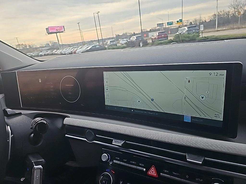 new 2026 Hyundai TUCSON Hybrid car, priced at $41,143