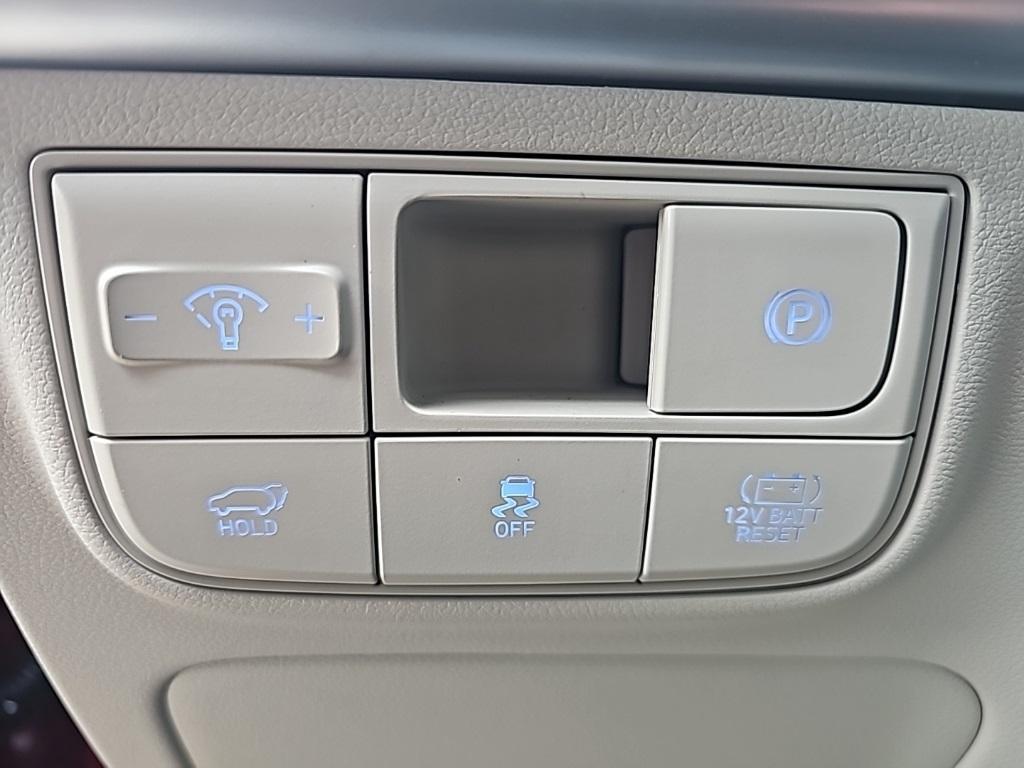 new 2026 Hyundai TUCSON Hybrid car, priced at $41,143