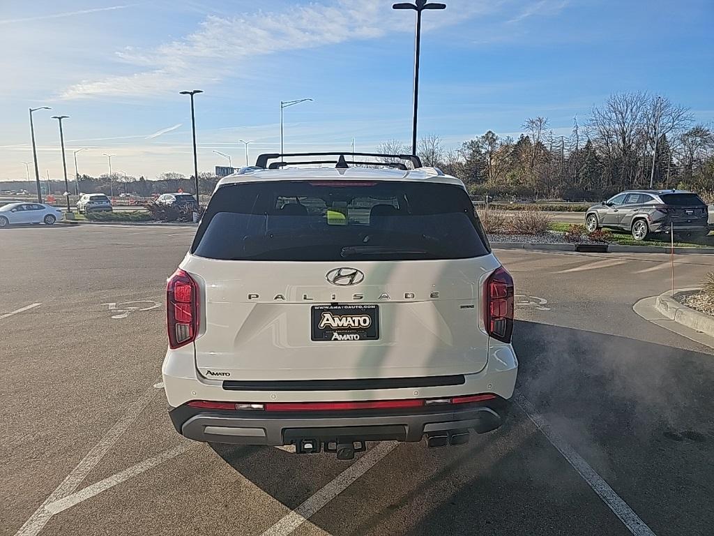 used 2024 Hyundai Palisade car, priced at $36,890