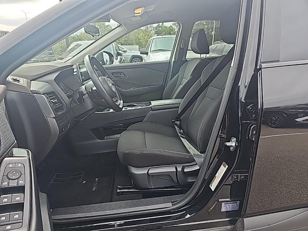 used 2023 Nissan Rogue car, priced at $20,788