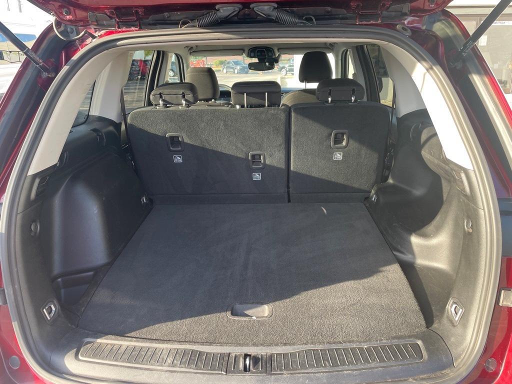 used 2023 Jeep Grand Cherokee car, priced at $23,890