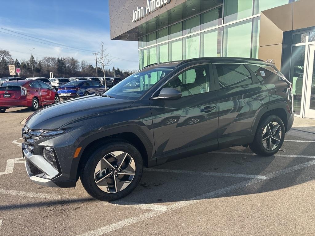 new 2025 Hyundai Tucson car, priced at $33,570