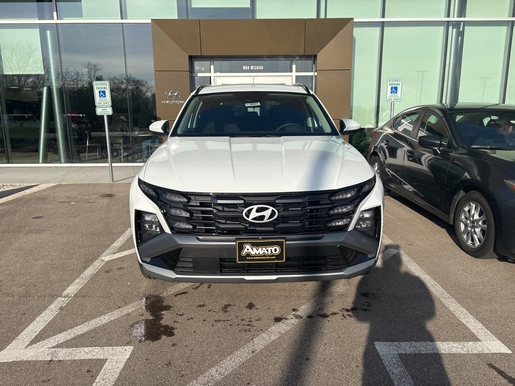 new 2025 Hyundai Tucson car, priced at $34,040