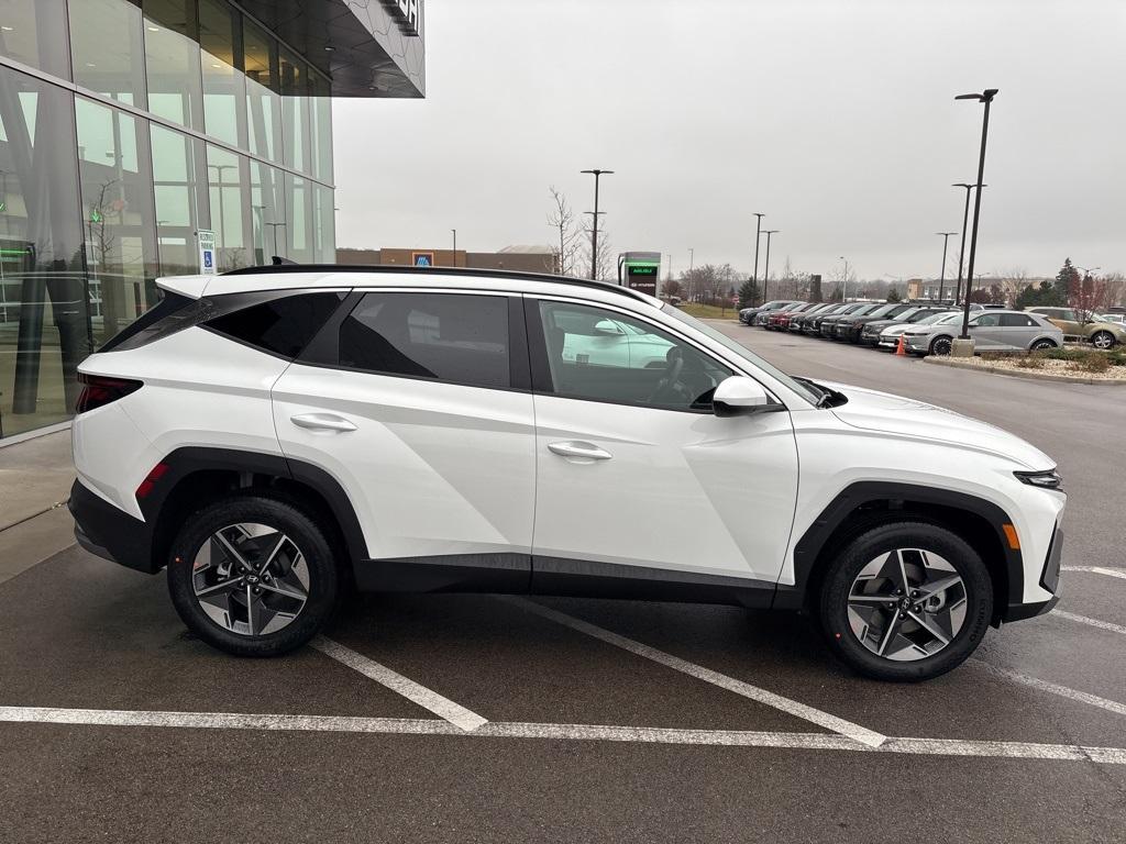 new 2025 Hyundai Tucson car, priced at $34,040