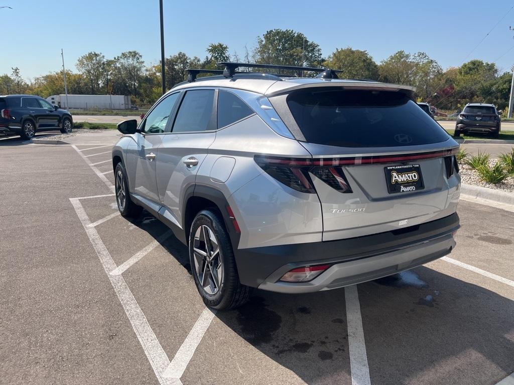 new 2025 Hyundai Tucson Hybrid car, priced at $38,154