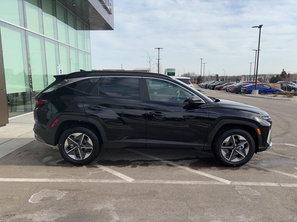 new 2025 Hyundai Tucson car, priced at $33,570