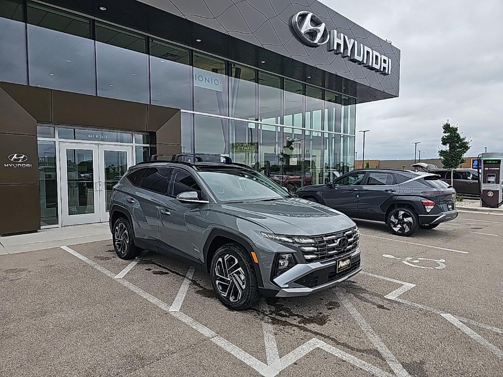 new 2025 Hyundai Tucson car, priced at $40,317