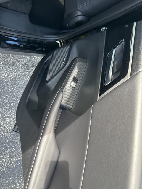 new 2025 Mitsubishi Outlander car, priced at $38,550
