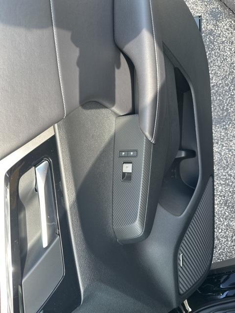 new 2025 Mitsubishi Outlander car, priced at $38,550