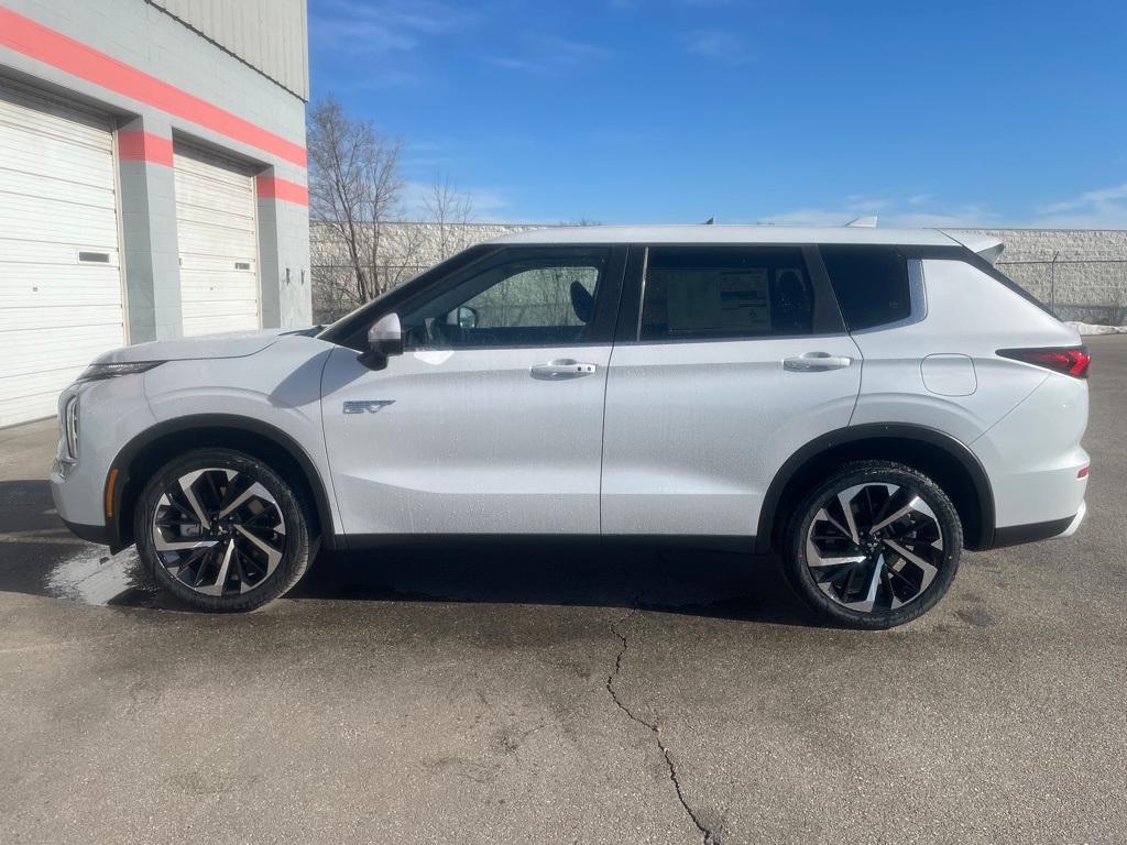 new 2025 Mitsubishi Outlander PHEV car, priced at $45,605