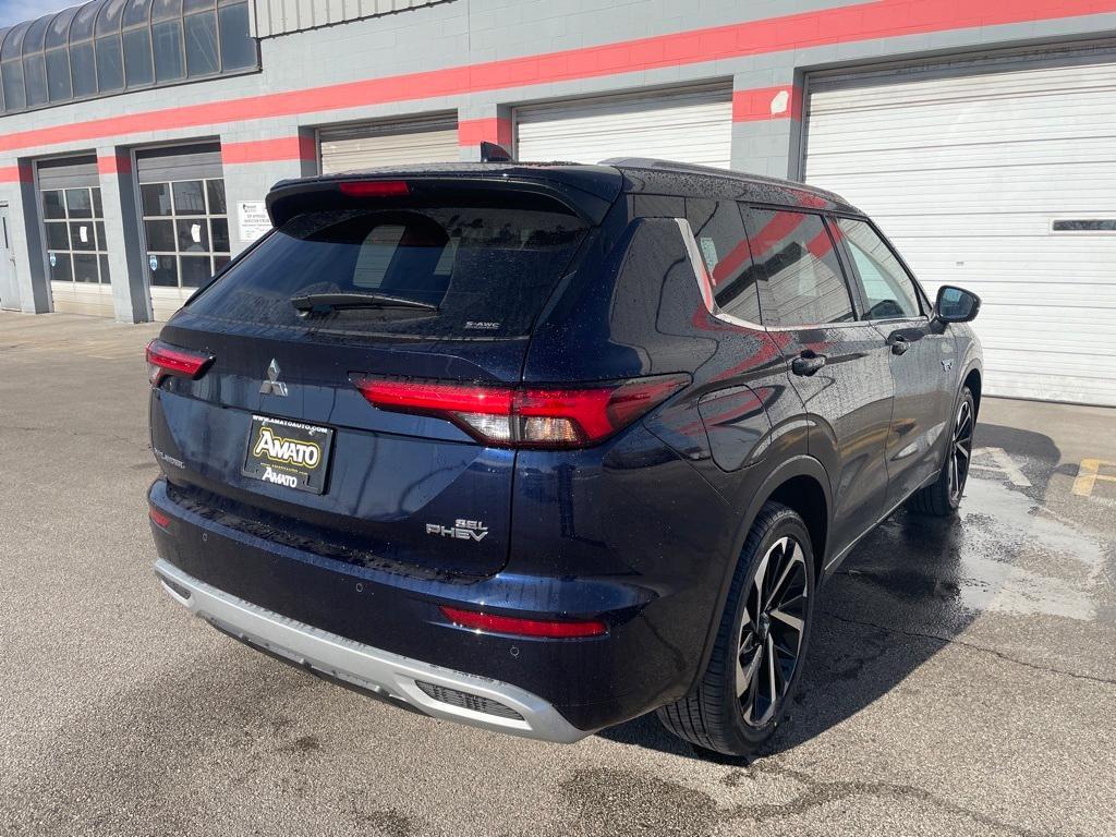 new 2025 Mitsubishi Outlander PHEV car, priced at $48,310